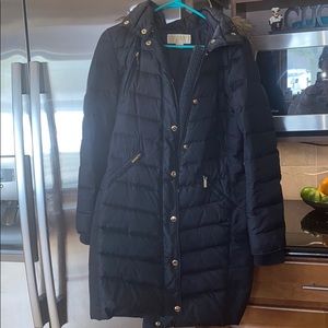 MICHAEL KORS Faux Fur Trim Hooded Down Coat